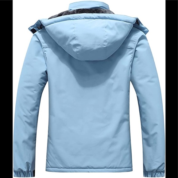 New Womens Waterproof Winterized Insulated Ski Snow Coat Jacket Multiple Sizes - Picture 2 of 3